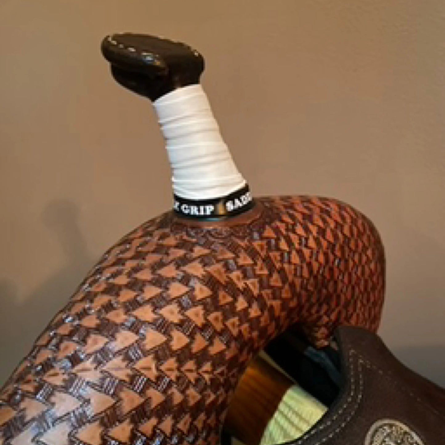 Saddle Grip